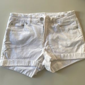 LC Lauren Conrad White Jean Shorts Size 8